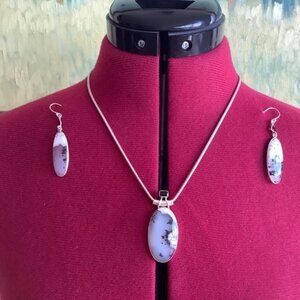 Dendrite / dendritic opal and peridot set with pendant and earrings